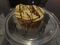 12 Cupcakes Rellenos (Nutella, Mermelada, Chantilly, frutas, Oreo, Queso crema y mas)